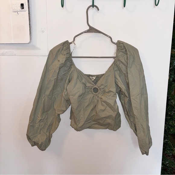 Boutique 9 Tops - 5/$25 Green Crop Top